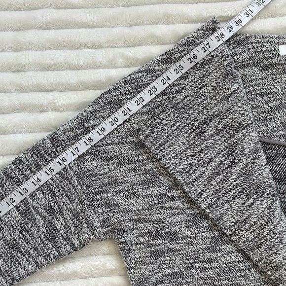 ASTR The Label Open Front Cardigan Long Sleeve Black and White Large - Picture 8 of 8